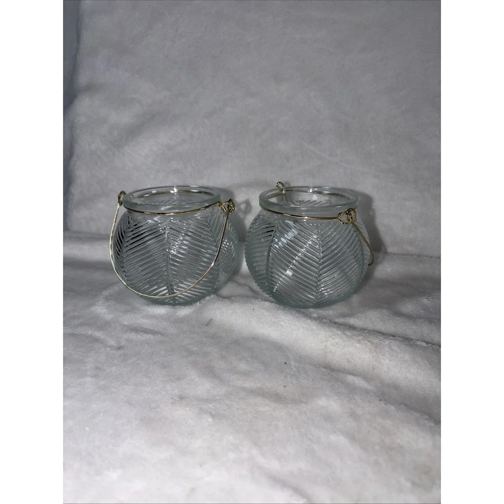 Set of 2 Clear Glass Votive Candle Holders Gold Wire Handles Leaf Texture Patio‎
